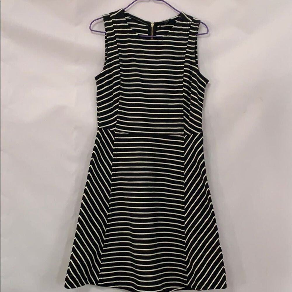 J.CREW FIT & FLARE OPEN ZIPPER DRESS SIZE …